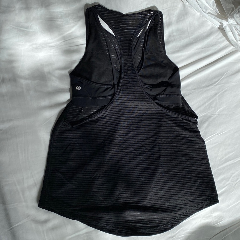 Lululemon tank top with built in sports bra